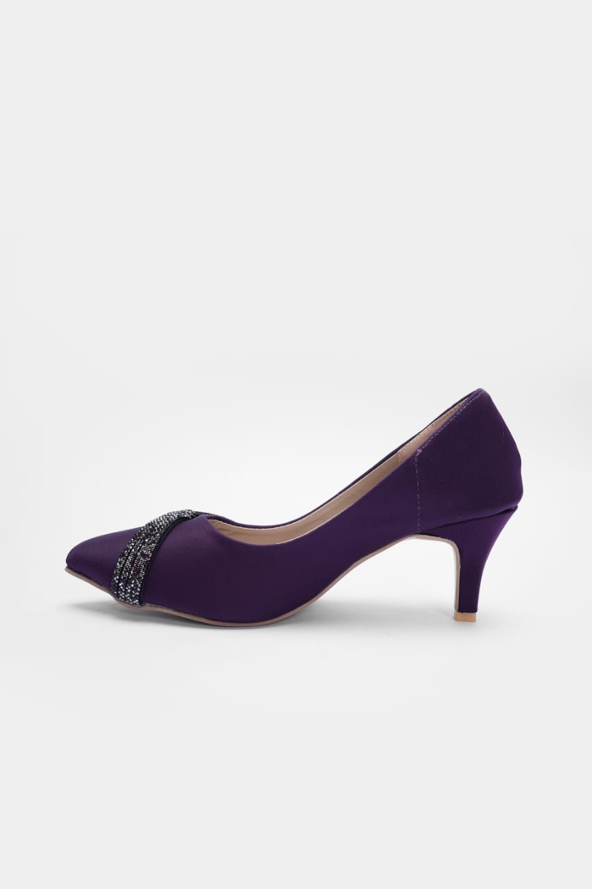 - Velvet Ember Court Shoes 31997