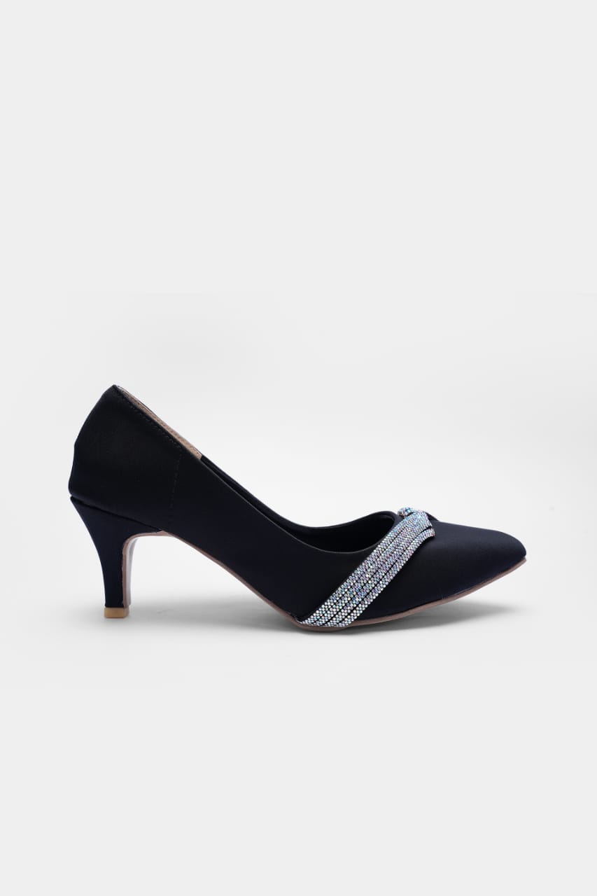 - Velvet Ember Court Shoes 31997