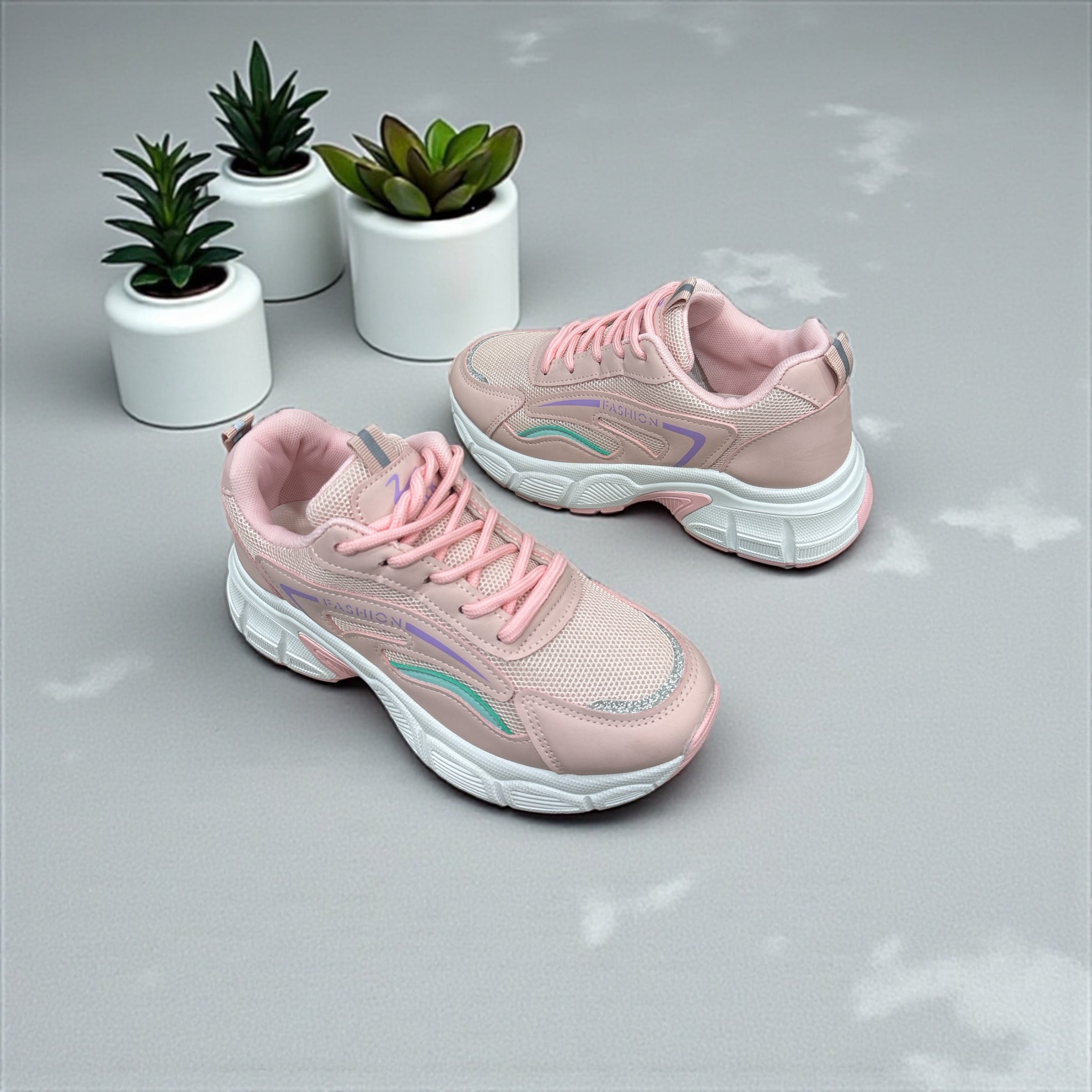 - Zest Runner Ladies sneaker 1